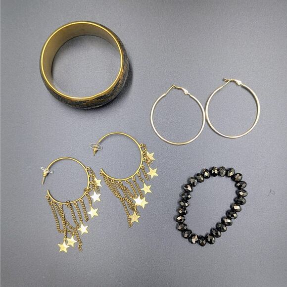 Vintage Inspired Black Faceted & Gold Tone Jewelry Lot – 7 Pieces - Picture 3 of 3